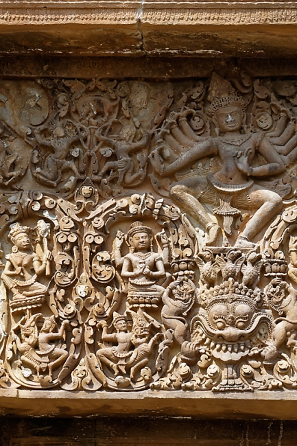 Prasat Sikhoraphum-MAR15-046